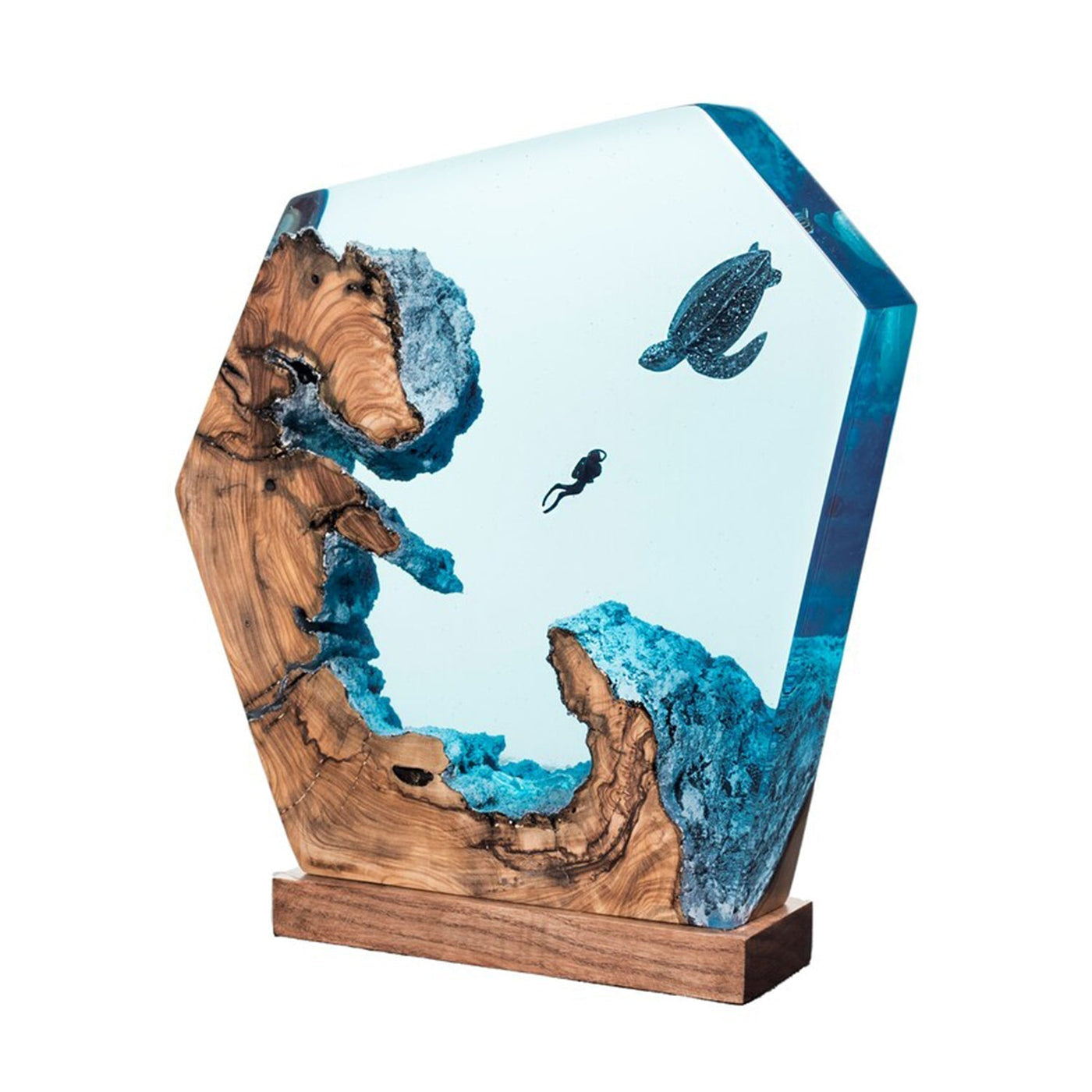 Sea Turtle & Diver - High Quality Epoxy Resin Lamp