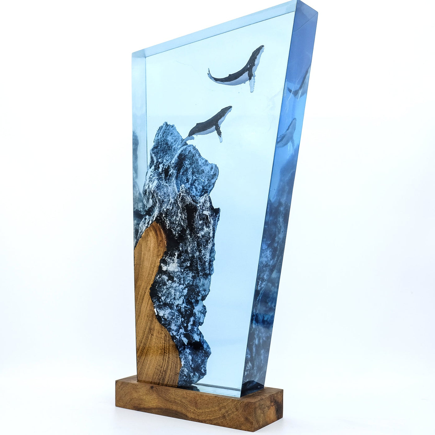 Humpback Whales - High Quality Epoxy Resin Lamp