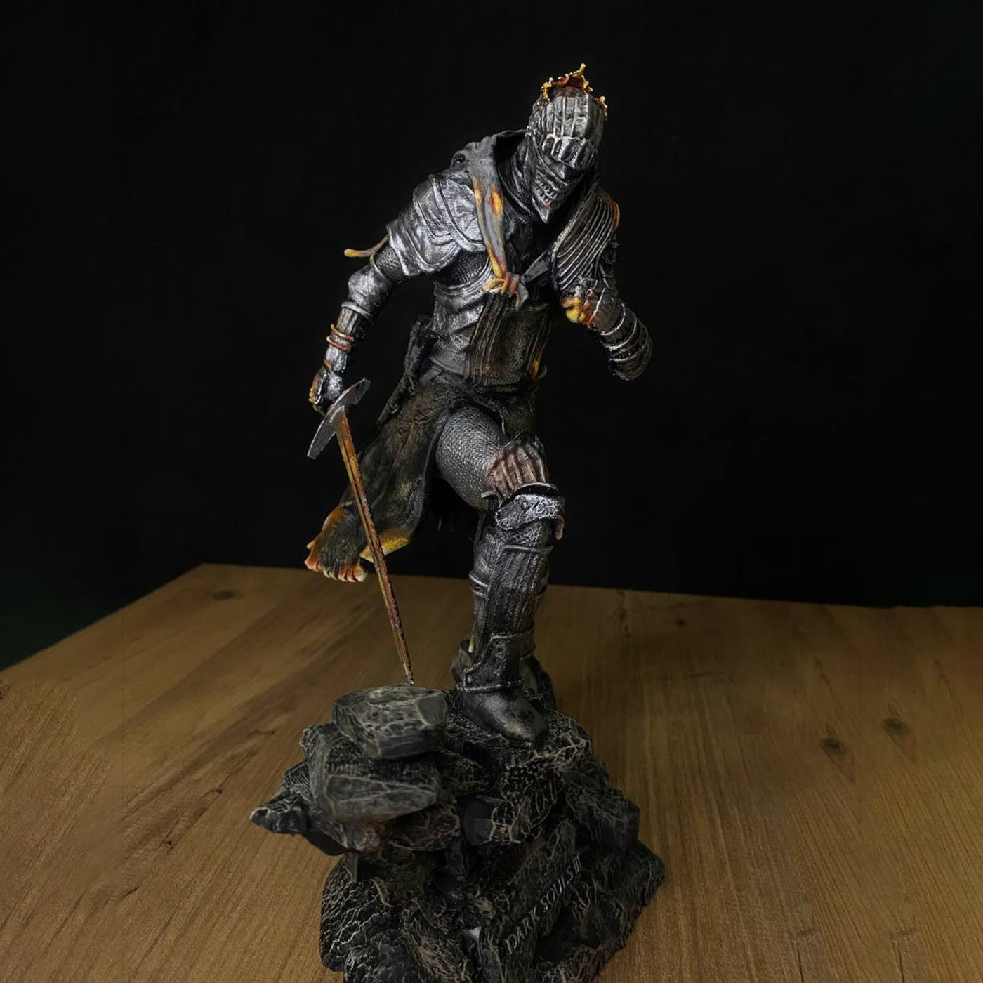 Dark Souls - Soul Of Cinder Statue Figures