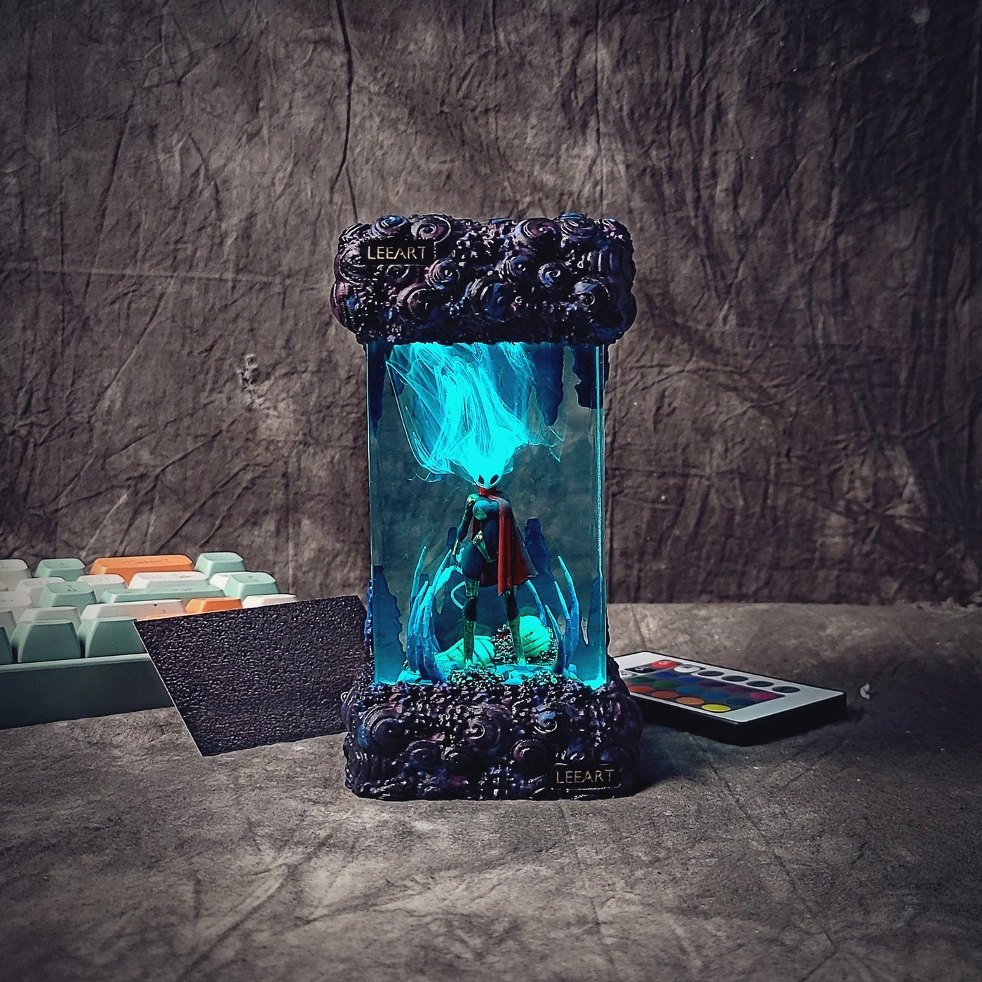 Hornet Hollow Knight Diorama Epoxy Resin Lamp, Night Light, Wireless Lights