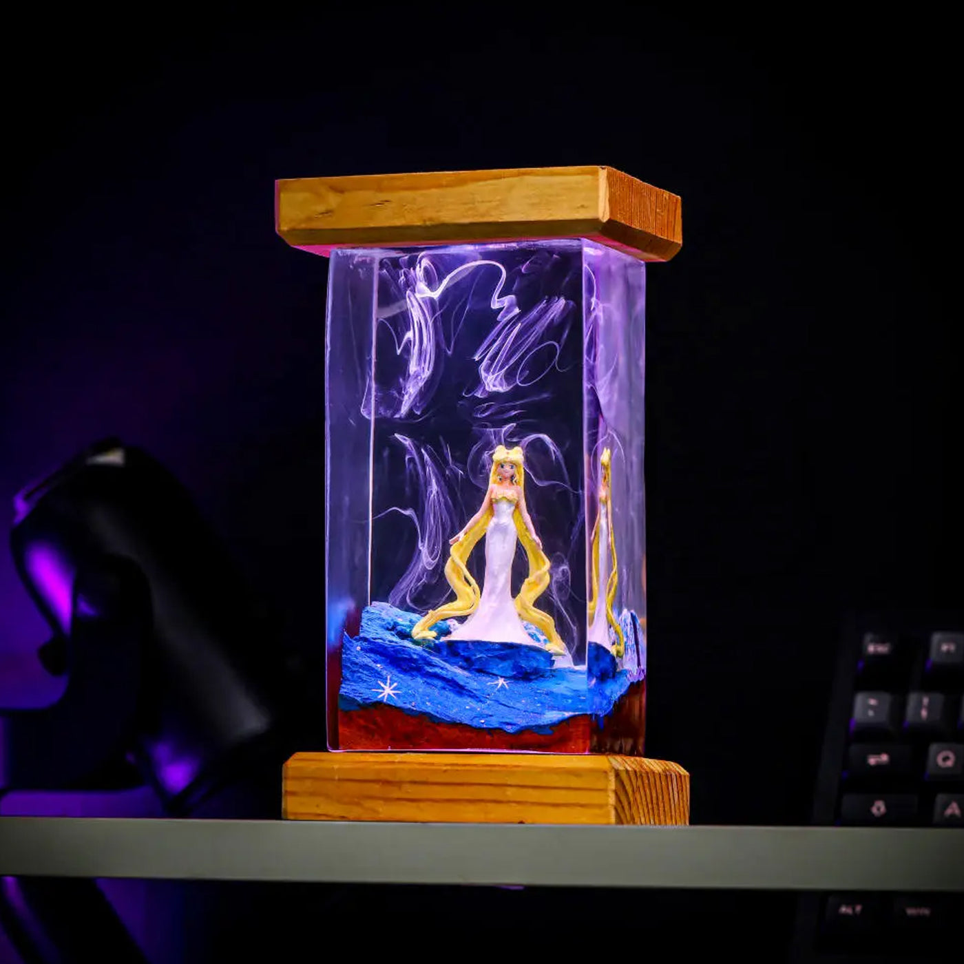 Neo-Queen Serenity Sailor Epoxy Resin Lamp, Night Light