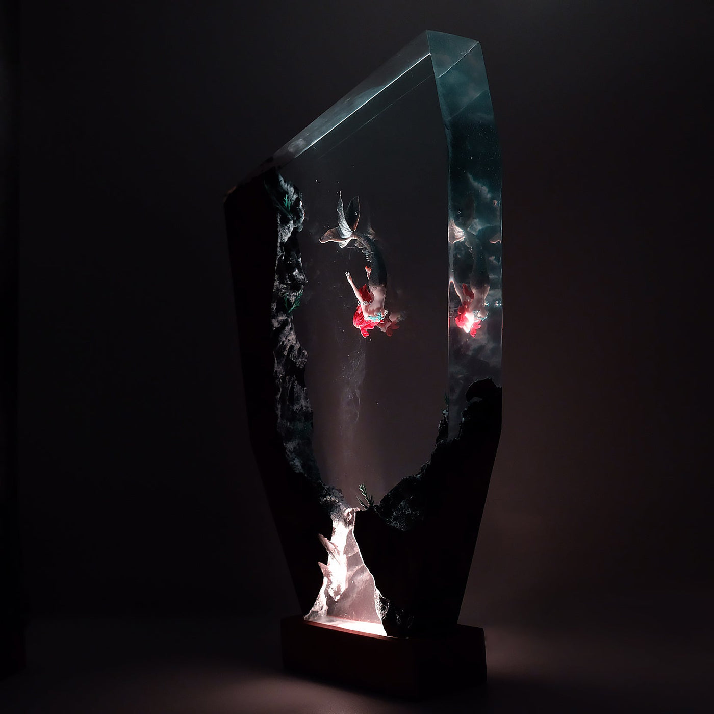 Mermaid Deep Sea Exploration - High Quality Epoxy Resin Lamp