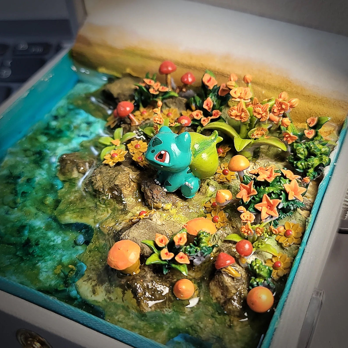 Pokemon Bulbasaur Fushigidane Island Diorama Treasure Mistery Box Gift Epoxy Resin, Night Light