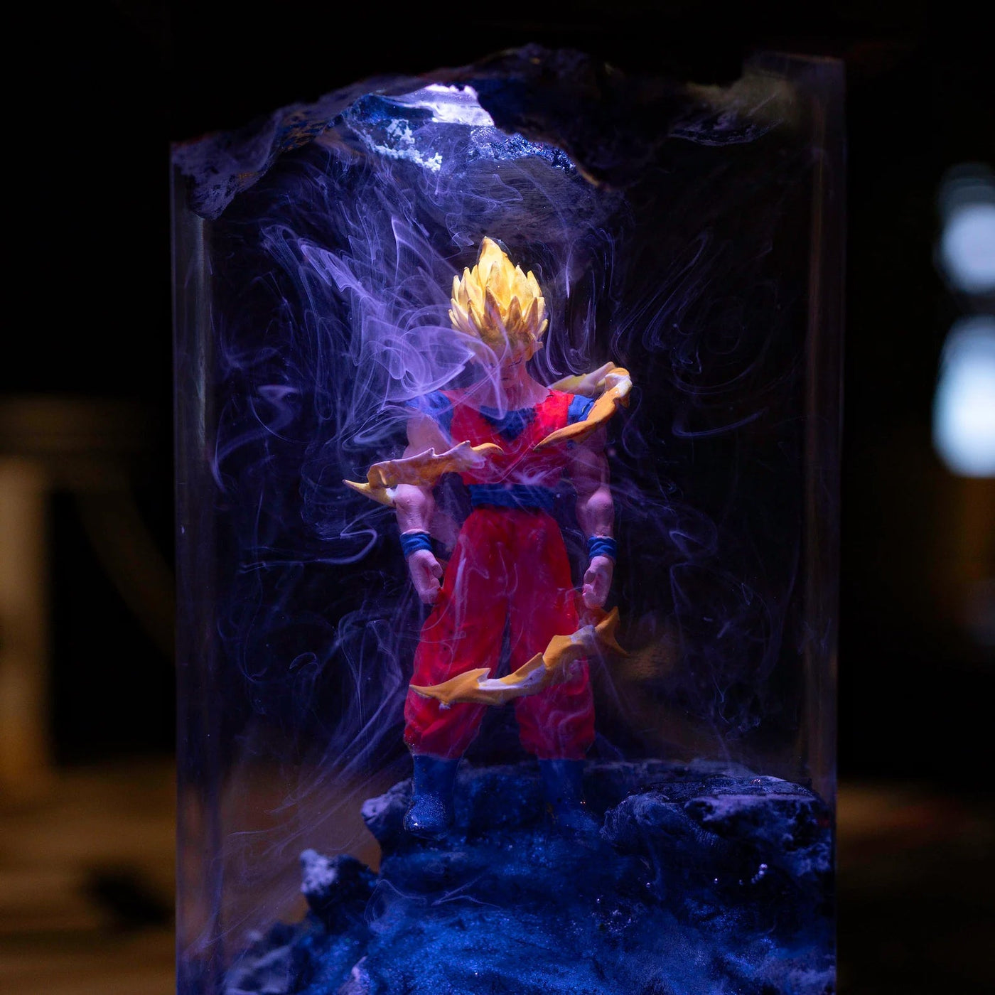 Dragon Ball Goku Super Saiyan Epoxy Resin Lamp, Night Light