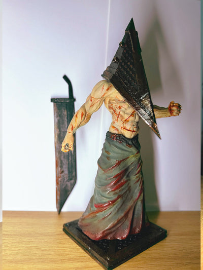 Silent Hill - Pyramid Head Statue Figures