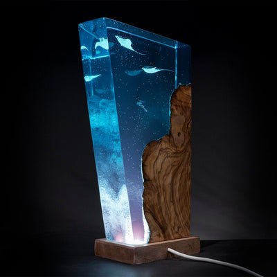 Manta Rays & Diver - High Quality Epoxy Resin Lamp