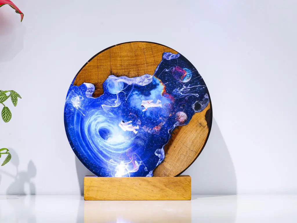 Universe Astronaut Black Hole Diorama Epoxy Resin Lamp, Night Light