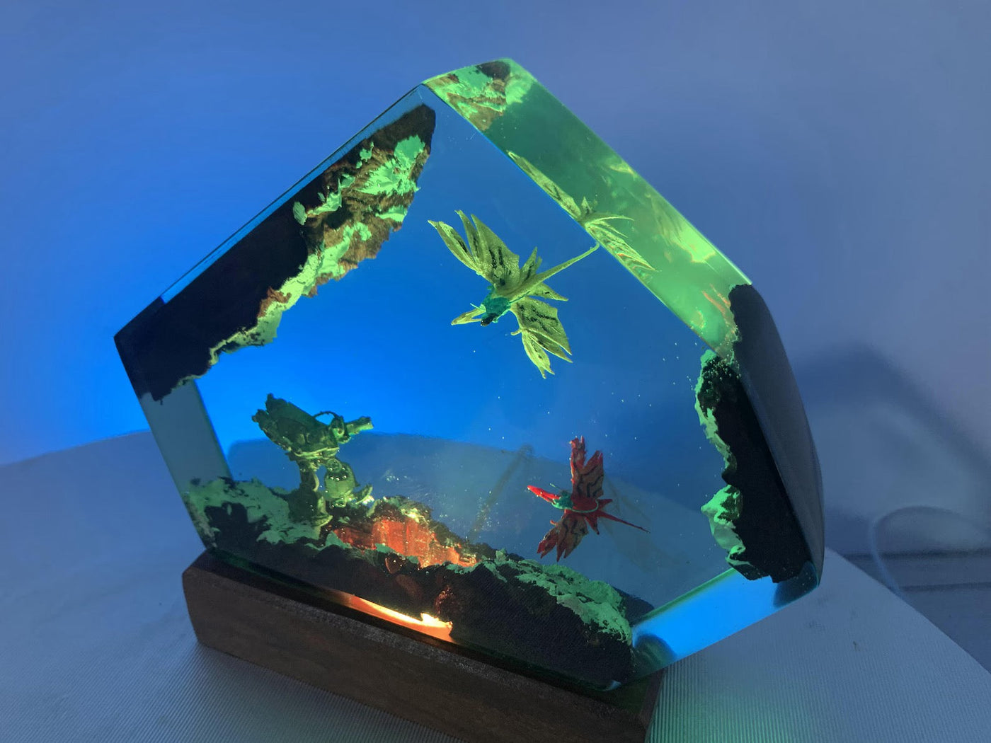 Avatar 2 Robot vs Dragon Epoxy Resin Lamp, Night Light