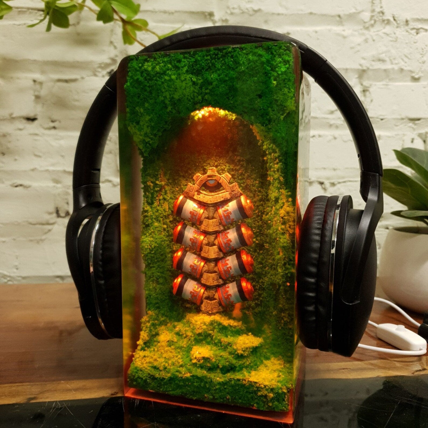 TLOZ TOTKD Zelda Link Zonai Charge Prop Battery Tears of the Kingdom Headphone Stand Epoxy Resin Lamp, Night Light