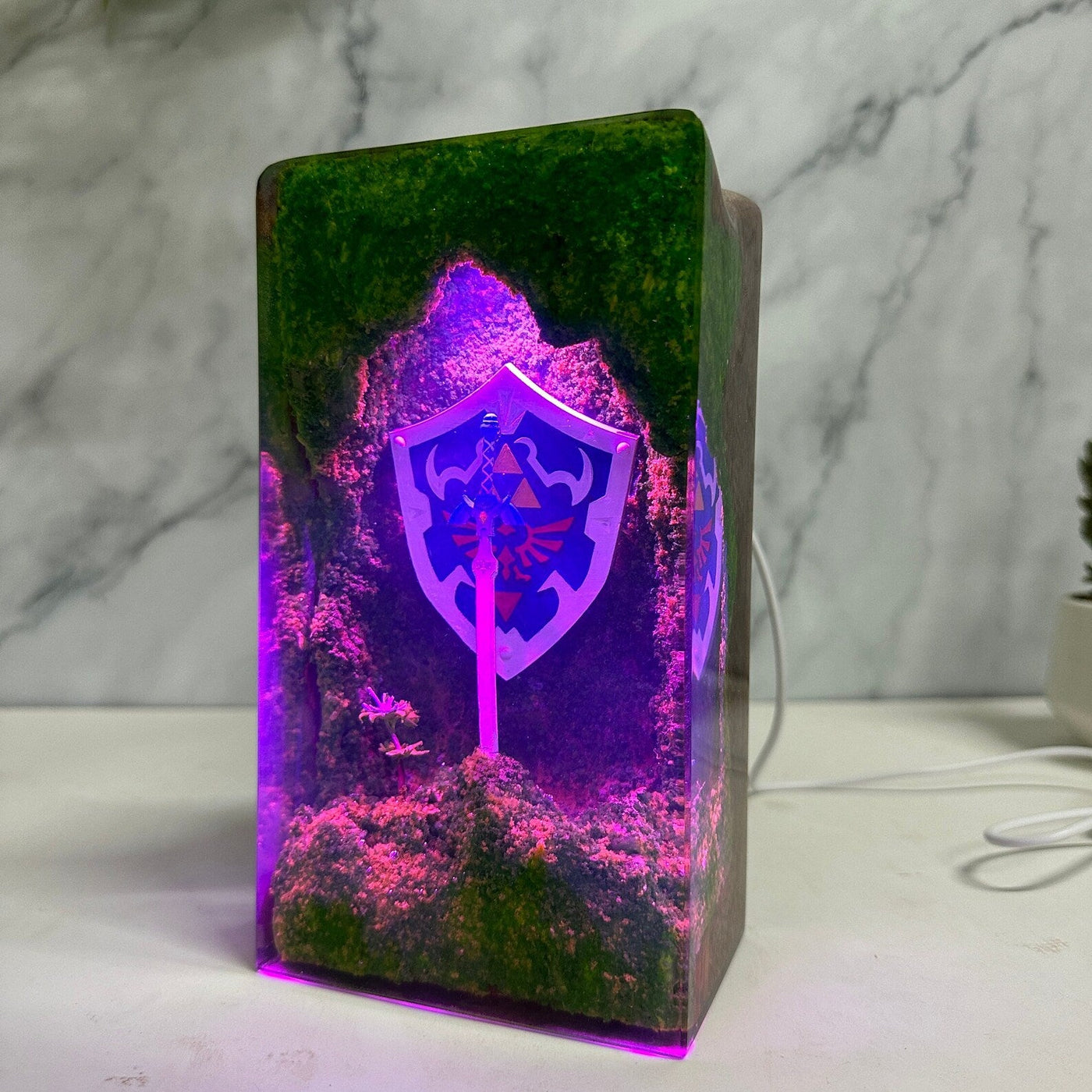 TLOZ TOTKD Zelda Master Sword Hylian Shield Epoxy Resin Lamp, Night Light