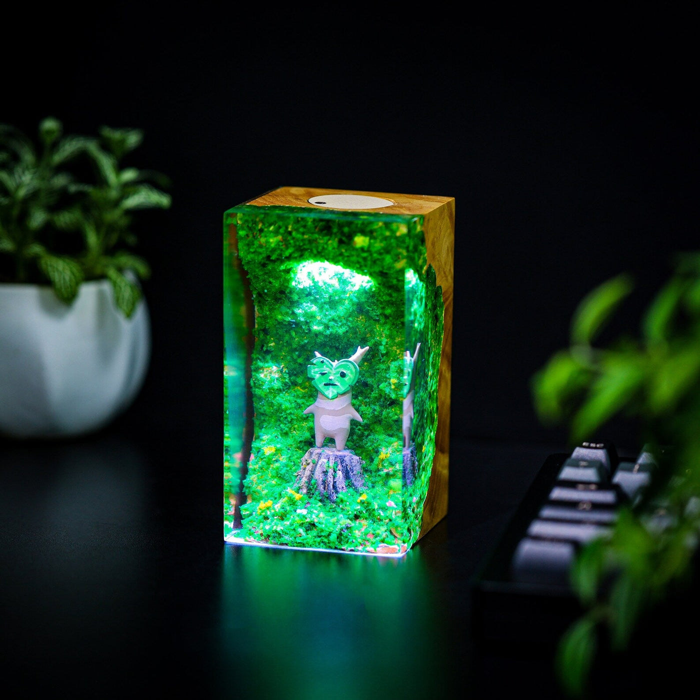 TLOZ TOTKD Zelda Korok Epoxy Resin Lamp, Night Light