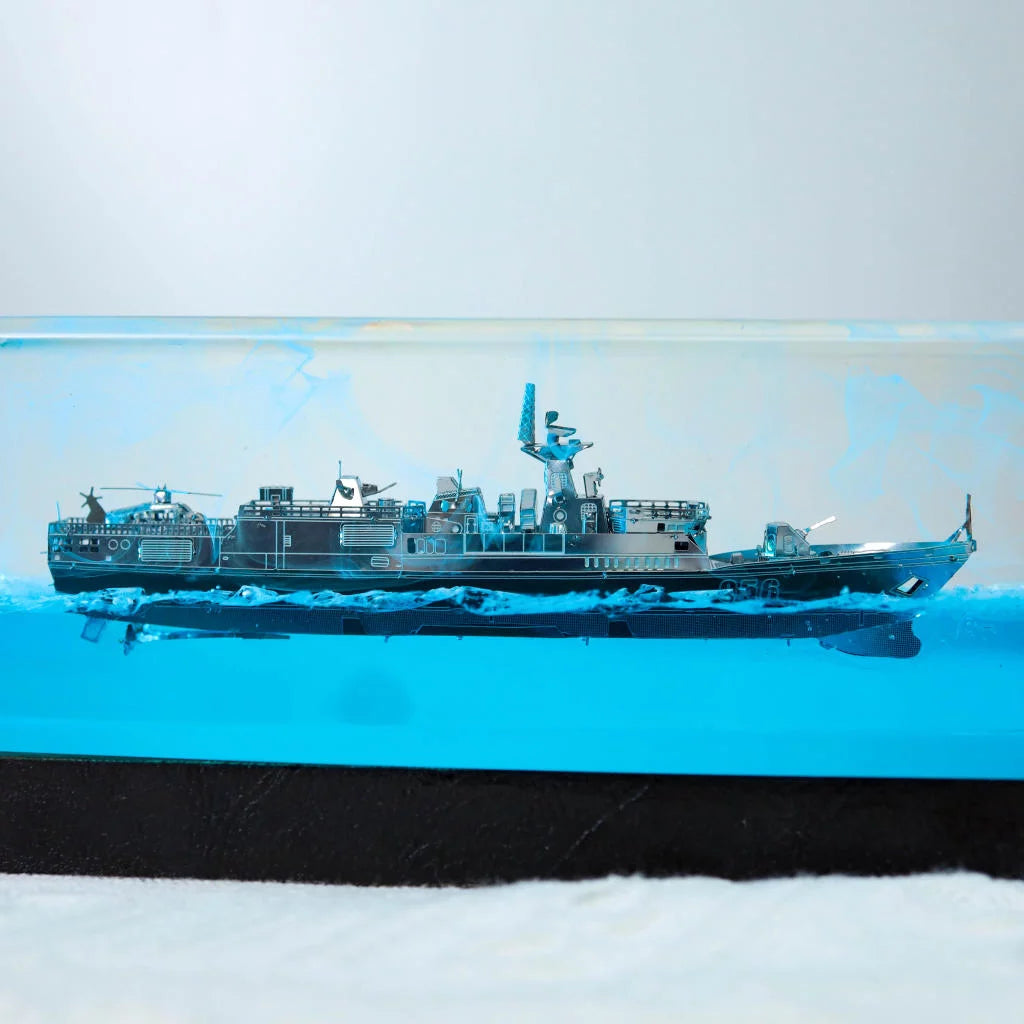 World of Warships Epoxy Resin Lamp, Night Light